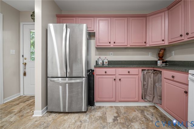 12716 Middlebrook Rd, Chester, VA 23831