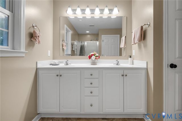 12716 Middlebrook Rd, Chester, VA 23831
