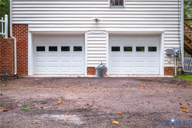 12716 Middlebrook Rd, Chester, VA 23831