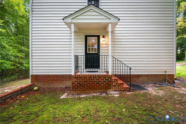 12716 Middlebrook Rd, Chester, VA 23831