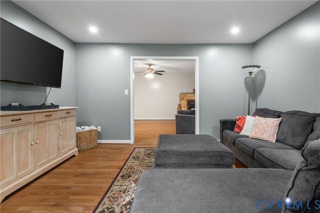 12716 Middlebrook Rd, Chester, VA 23831