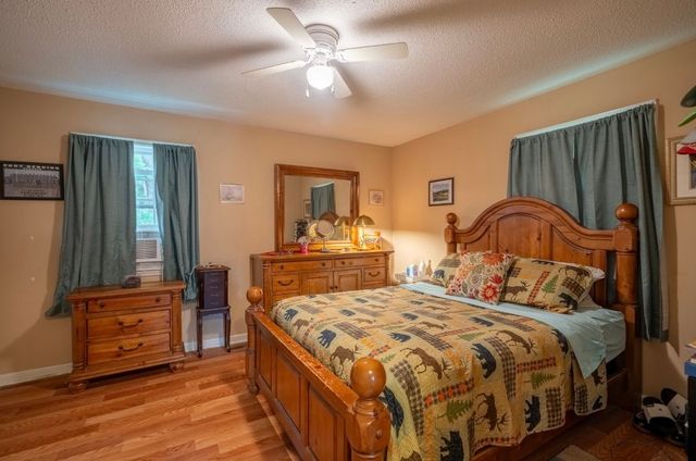 652 Old Florence Pulaski Rd, Leoma, TN 38468