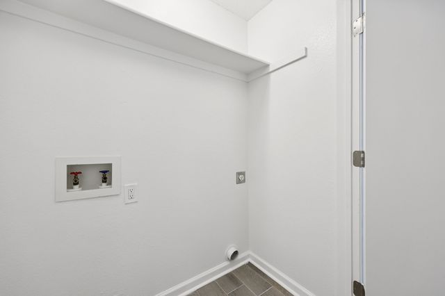 7020 Green Ridge Trail, North Richland Hills, TX 76182