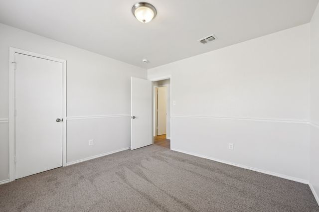 7020 Green Ridge Trail, North Richland Hills, TX 76182