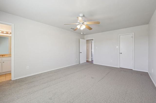 7020 Green Ridge Trail, North Richland Hills, TX 76182