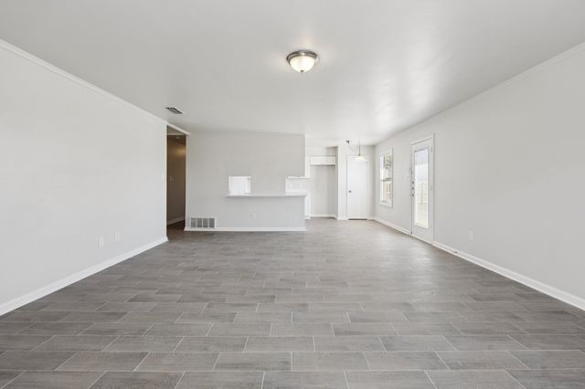 7020 Green Ridge Trail, North Richland Hills, TX 76182