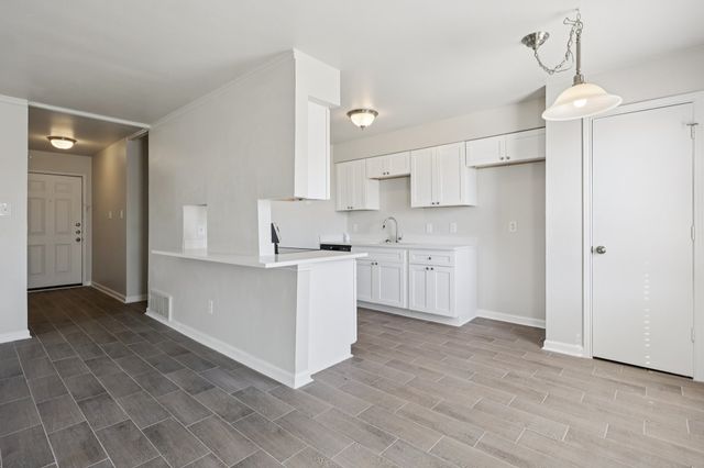 7020 Green Ridge Trail, North Richland Hills, TX 76182