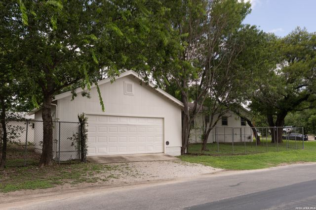 122 Annie, San Antonio, TX 78212