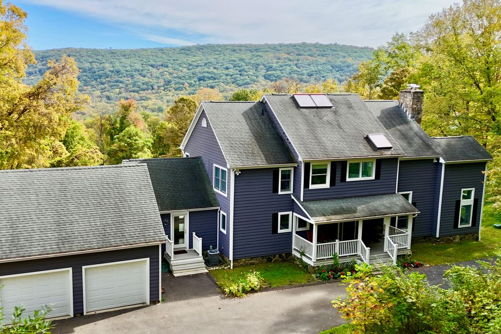168 Cobble Road, Kent, CT 06757
