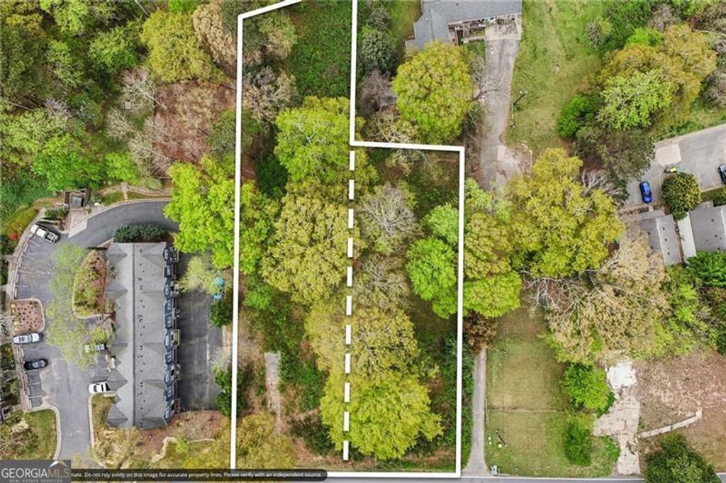 105 Dupree Road, Woodstock, GA 30188