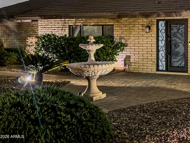 801 W Port Royale Lane, Phoenix, AZ 85023