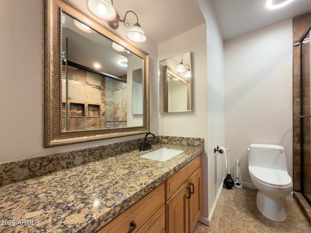 801 W Port Royale Lane, Phoenix, AZ 85023