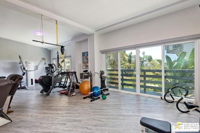 2350 San Marco Drive, Los Angeles, CA 90068