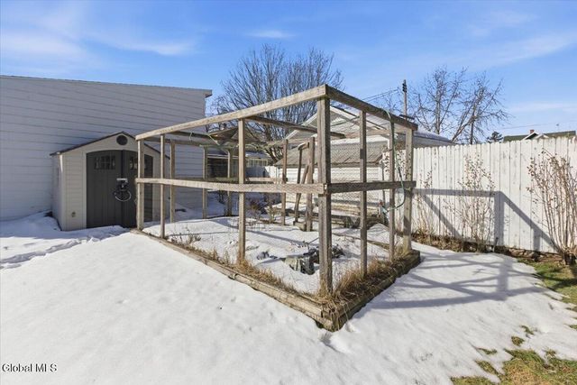 65 109th Street, Troy, NY 12182