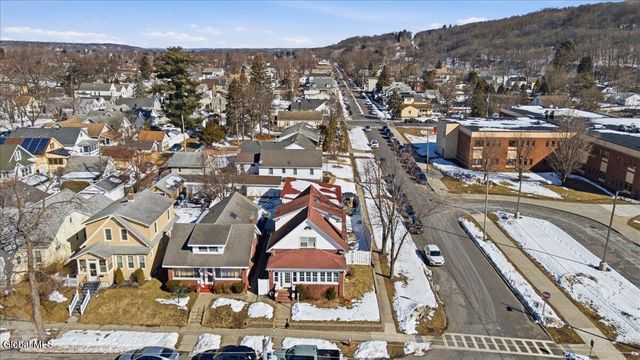 65 109th Street, Troy, NY 12182