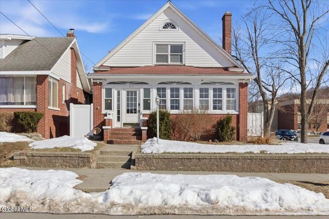 65 109th Street, Troy, NY 12182