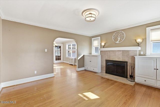 65 109th Street, Troy, NY 12182