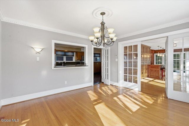 65 109th Street, Troy, NY 12182