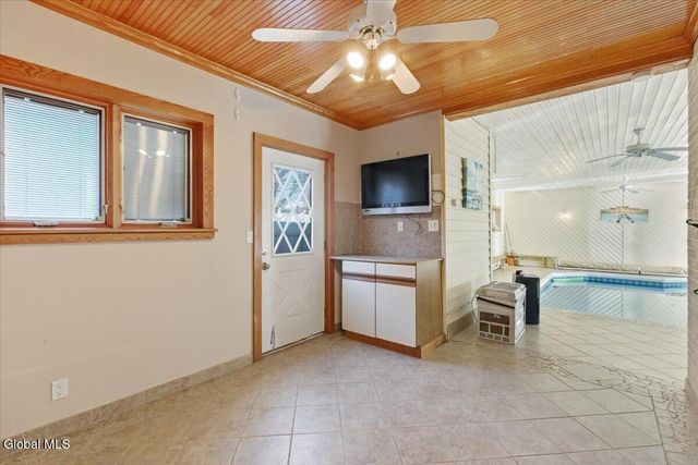 65 109th Street, Troy, NY 12182