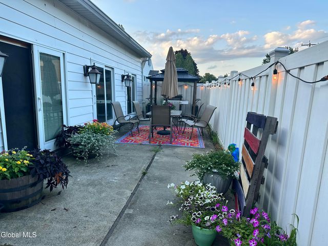 65 109th Street, Troy, NY 12182