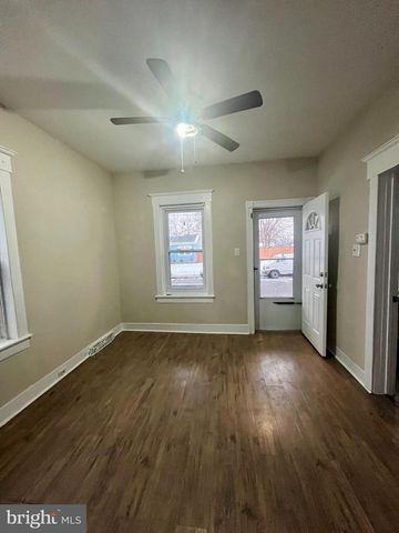 124 FIELD AVE, Trenton, NJ 08610