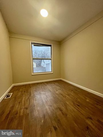 124 FIELD AVE, Trenton, NJ 08610