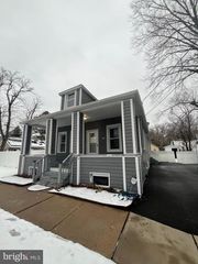 124 FIELD AVE, Trenton, NJ 08610