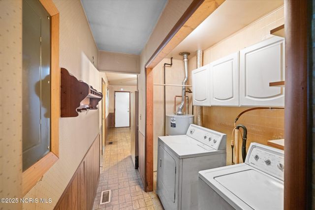 5402 Sandra Court, Toledo, OH 43613