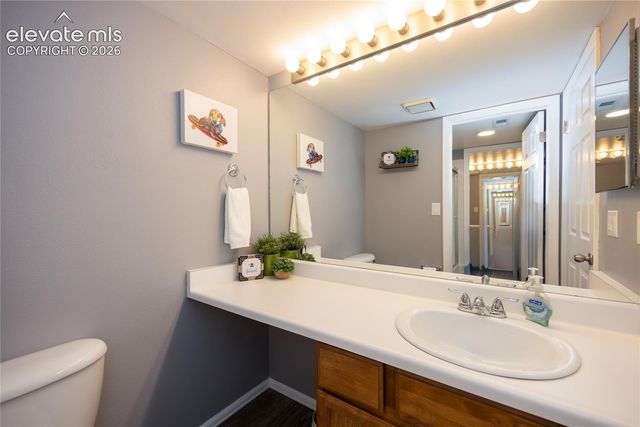 140 W Rockrimmon Boulevard 202, Colorado Springs, CO 80919