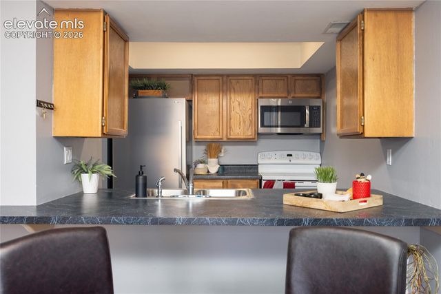 140 W Rockrimmon Boulevard 202, Colorado Springs, CO 80919