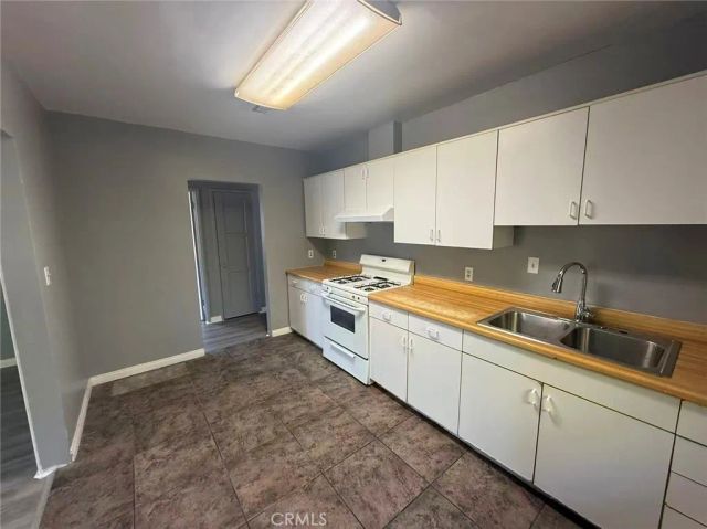 1045 Locust St, Pasadena, CA 91006