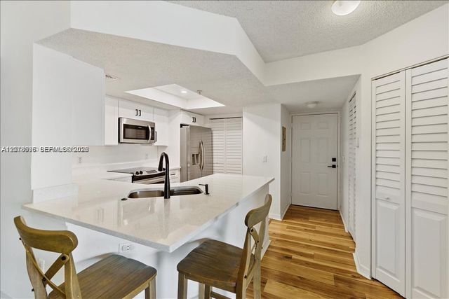 5065 Wiles Rd 308, Coconut Creek, FL 33073