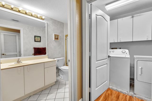 7727 Southampton Terrace 202, Tamarac, FL 33321