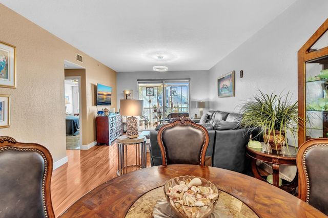 7727 Southampton Terrace 202, Tamarac, FL 33321