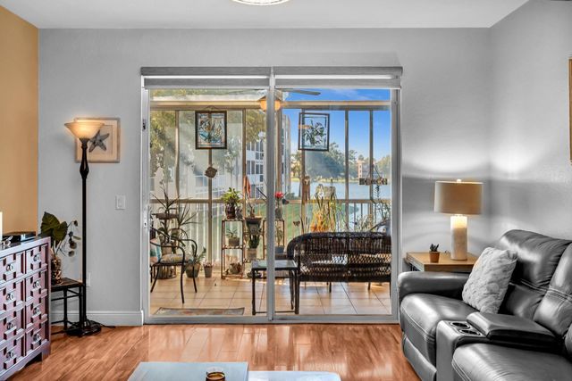 7727 Southampton Terrace 202, Tamarac, FL 33321