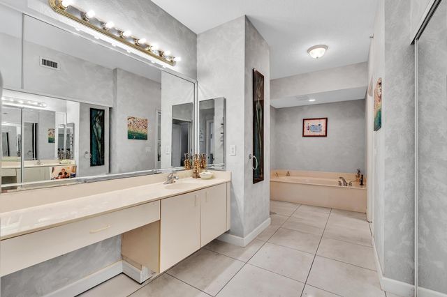 7727 Southampton Terrace 202, Tamarac, FL 33321