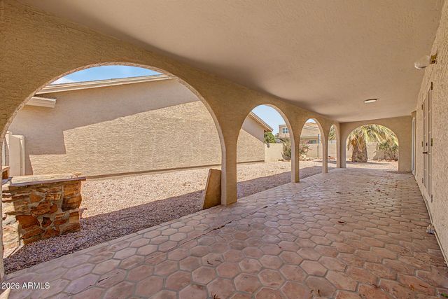 26405 S Snead Drive, Sun Lakes, AZ 85248