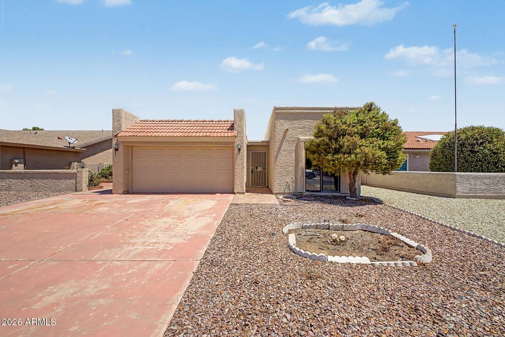 26405 S Snead Drive, Sun Lakes, AZ 85248