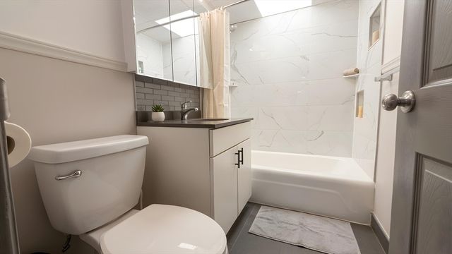 80 High St 101, Dedham, MA 02026