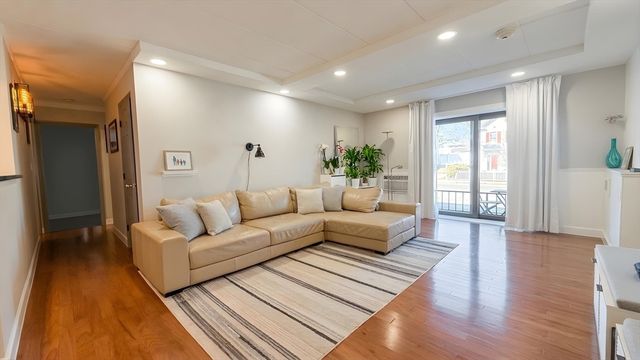 80 High St 101, Dedham, MA 02026