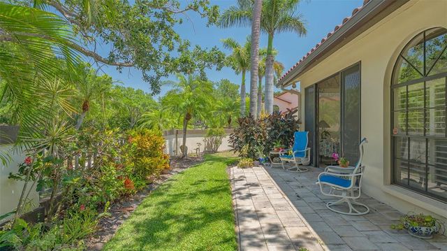 4691 LAS BRISAS LANE, Sarasota, FL 34238