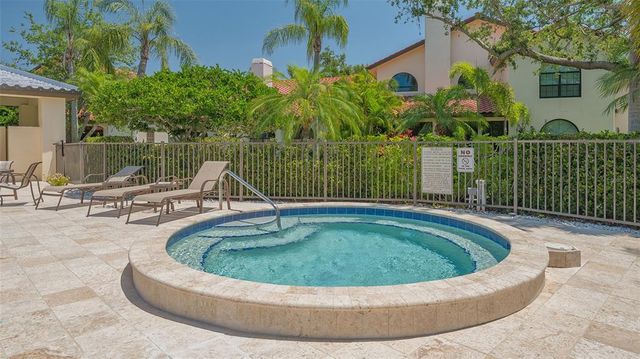 4691 LAS BRISAS LANE, Sarasota, FL 34238