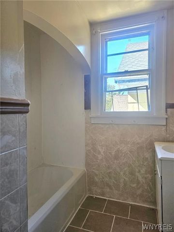 67 Thornton Avenue, Buffalo, NY 14215