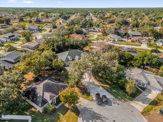 705 LENOX PLACE, Kissimmee, FL 34758