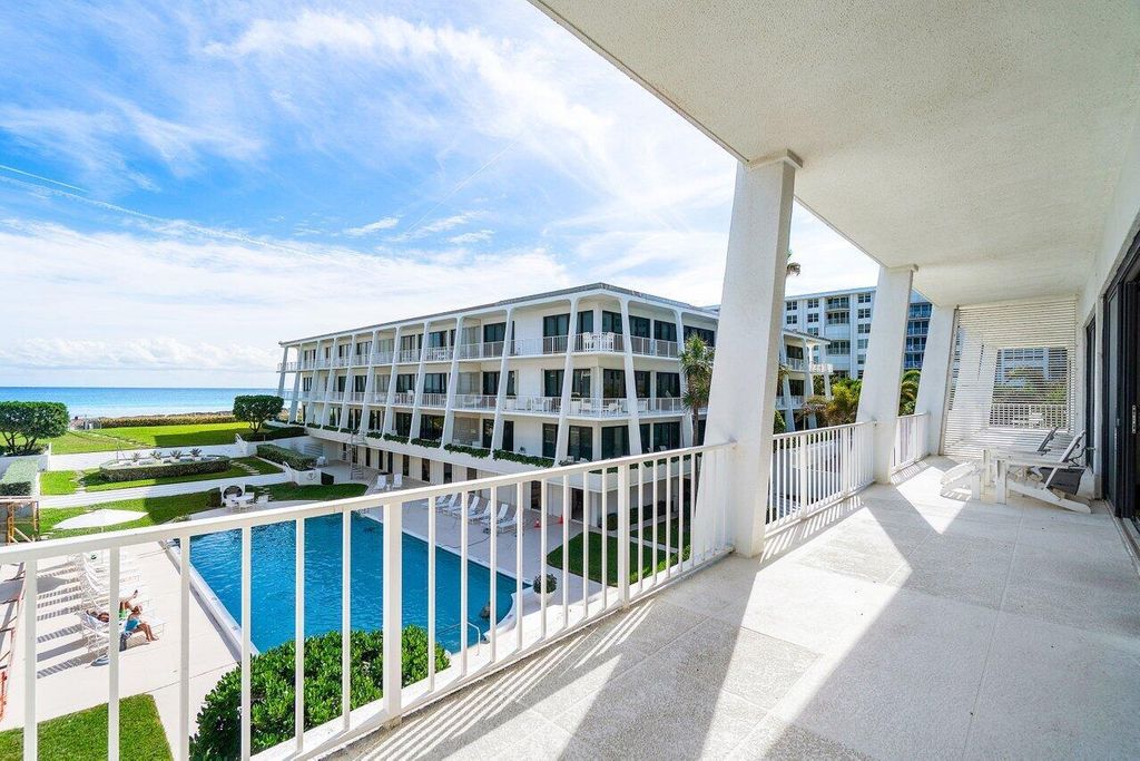 2275 S Ocean Boulevard 205a, Palm Beach, FL 33480