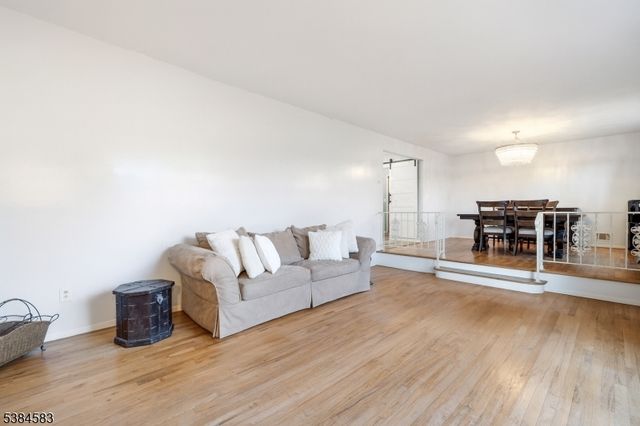 2 S Audlen Ter, Springfield Twp., NJ 07081