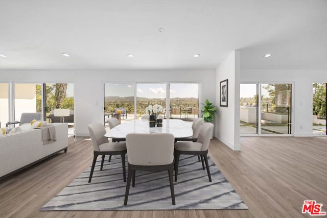 23500 Aetna Street, Woodland Hills (los Angeles), CA 91367