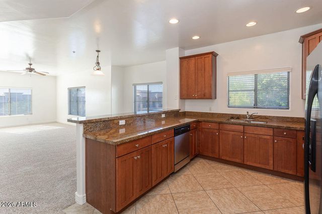 5450 E Deer Valley Drive 4198, Phoenix, AZ 85054