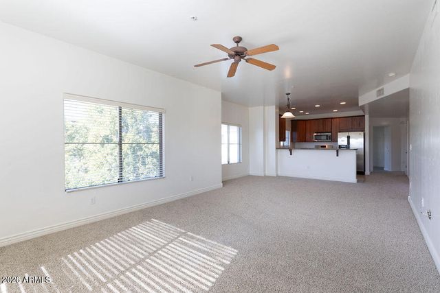 5450 E Deer Valley Drive 4198, Phoenix, AZ 85054