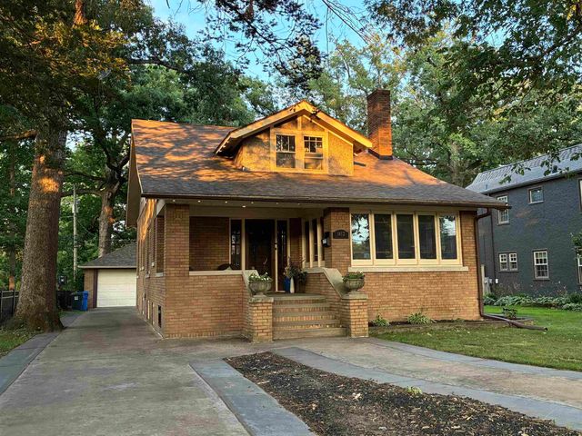 1412 29th Street, Moline, IL 61265
